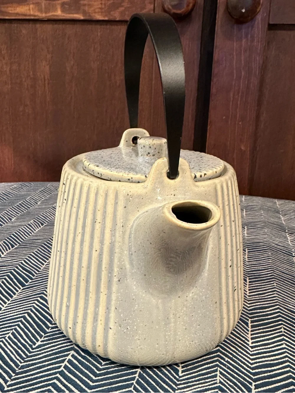BIA Pottery • Cordon Bleu • ceramic tea pot with strainer